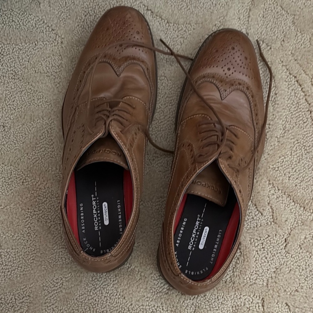 Rockport Men's Tan Leather Oxfords